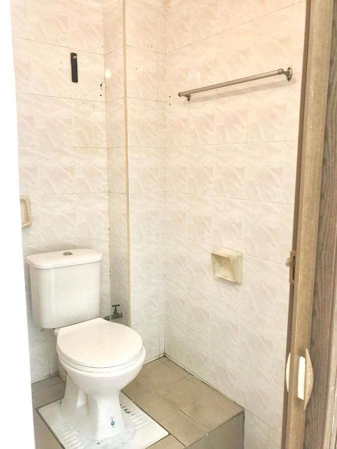 B&L Islanders Inn ジョージタウン エクステリア 写真